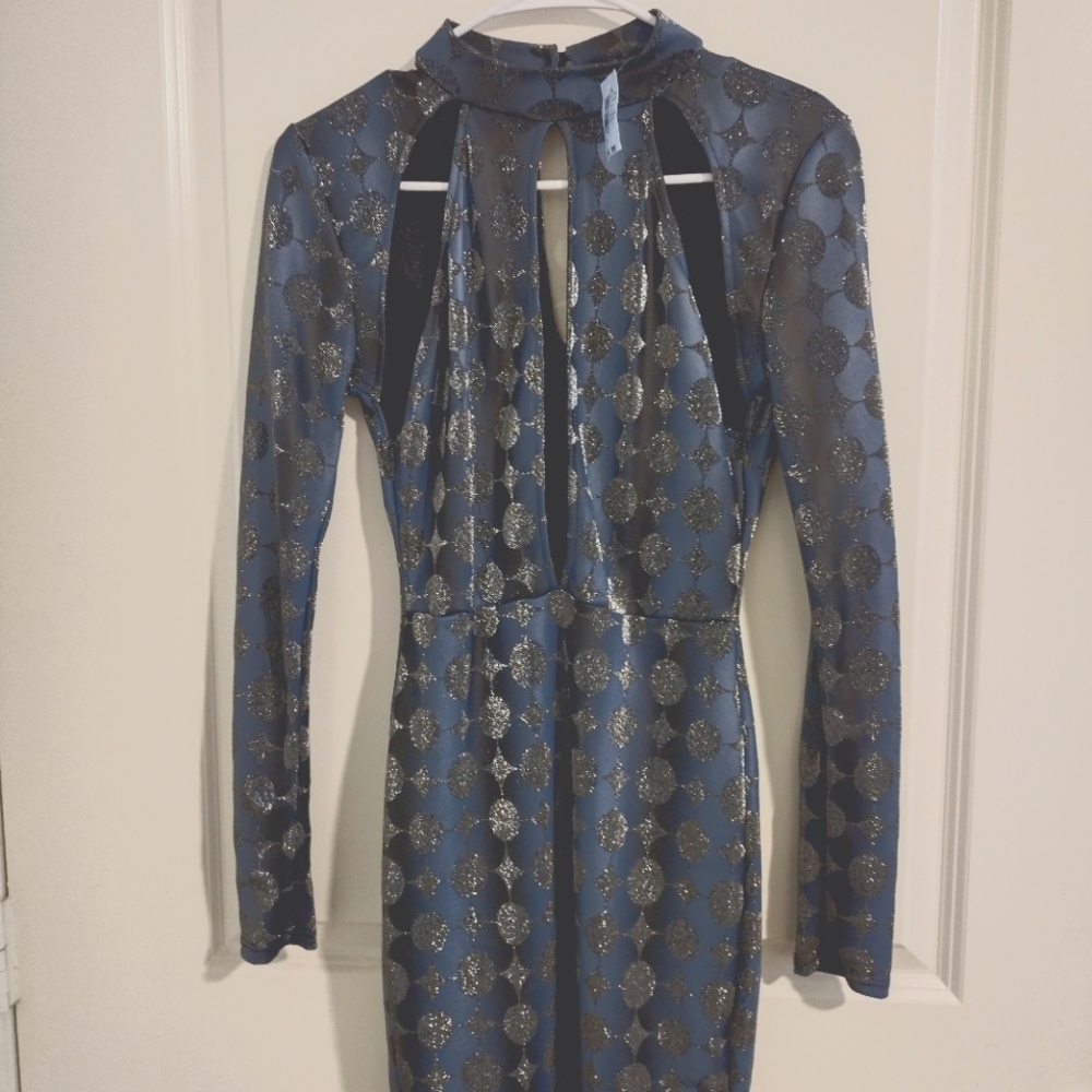 Beautiful dress for a perfect night out never worn new with tags